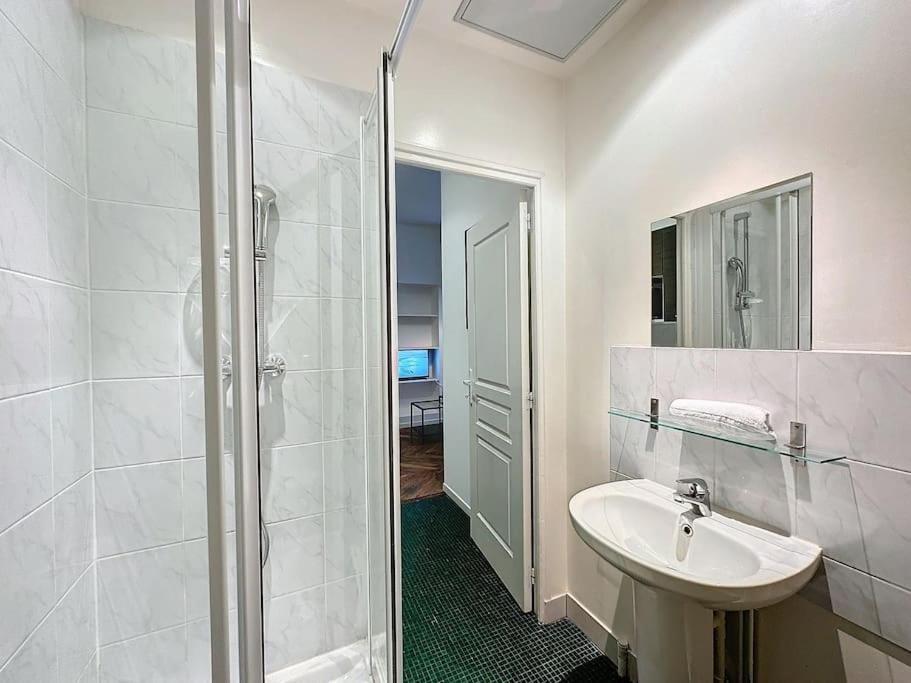 Cosy Appart, Rue St Cyr Lyon Zewnętrze zdjęcie